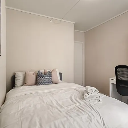 Family Friendly - Modern - Apartment